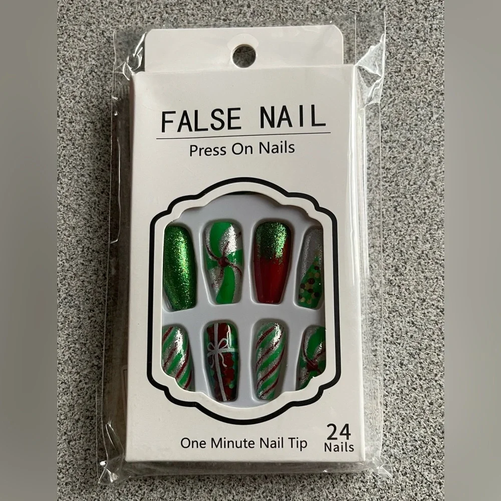 Christmas Press On False Nails Set - Picture 4 of 5